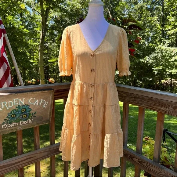 MINE CITY STARLIGHT SHIFT DRESS IN PRIMROSE YELLOW, Medium, excellent condition - Picture 7 of 13